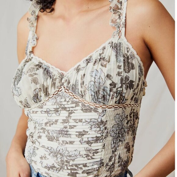 Bohme Pleated Smocked Bustier Tank Cream Blue Floral top Large - Picture 2 of 9